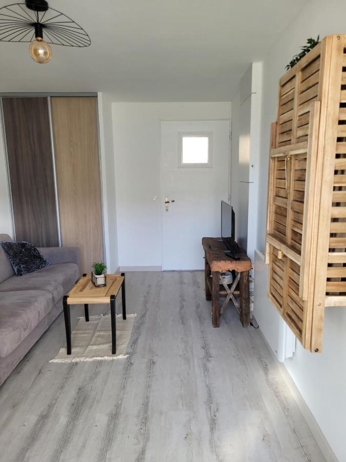 Tahiti Beach, T2 A La Mer, Piscine, Terrasse Et Parking Frontignan Εξωτερικό φωτογραφία