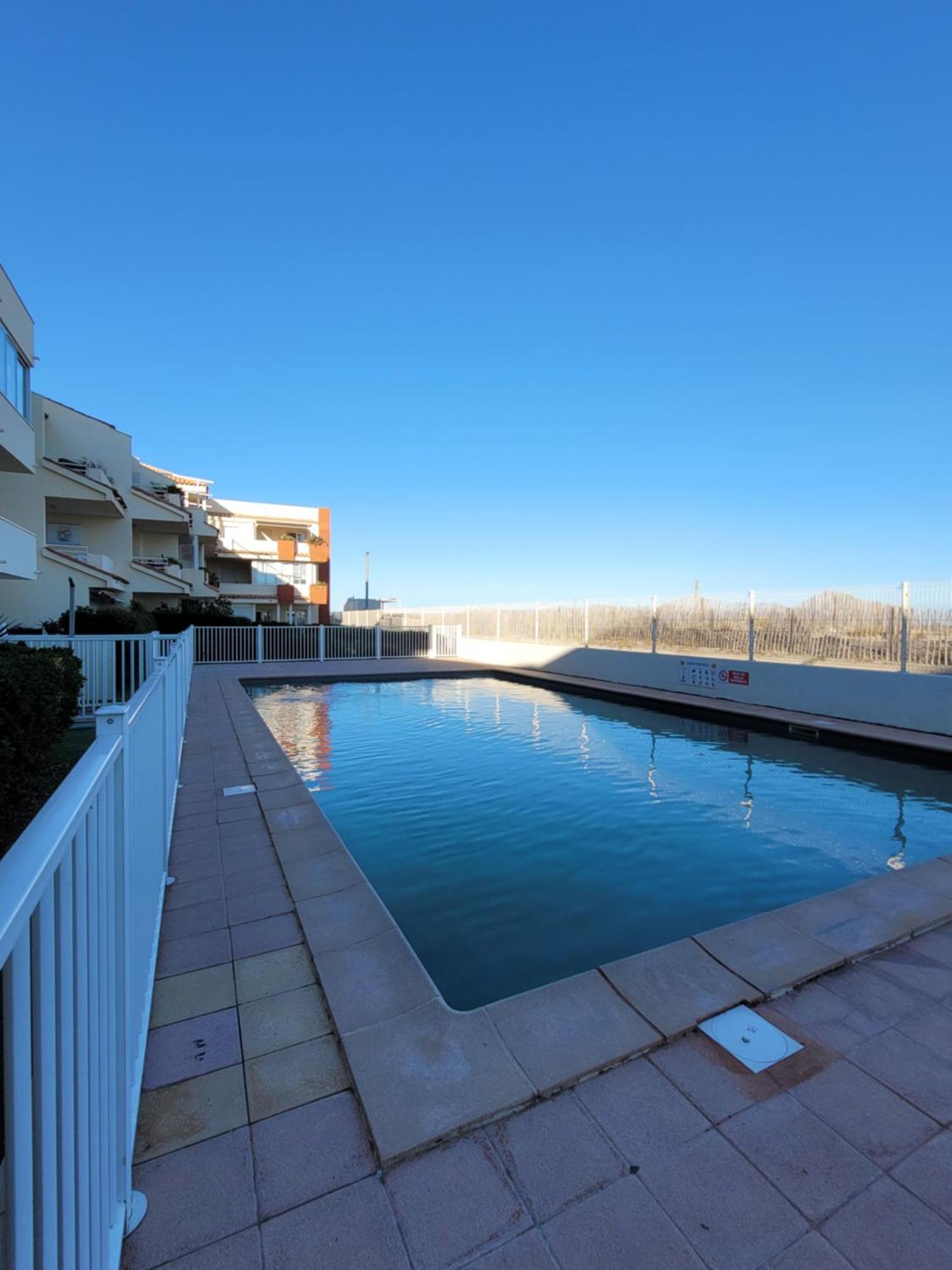 Tahiti Beach, T2 A La Mer, Piscine, Terrasse Et Parking Frontignan Εξωτερικό φωτογραφία
